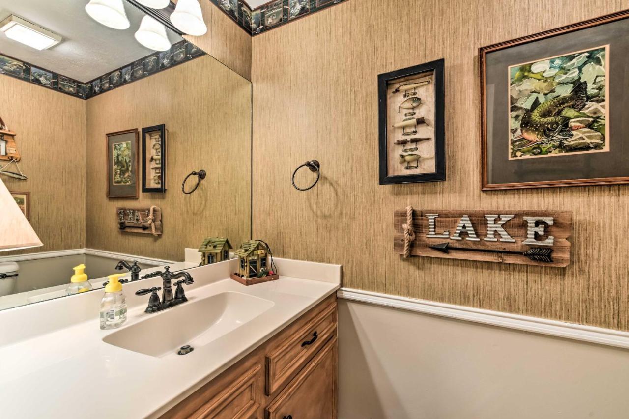Quiet Lake Conroe Townhome With 2 Boat Slips! Willis Esterno foto