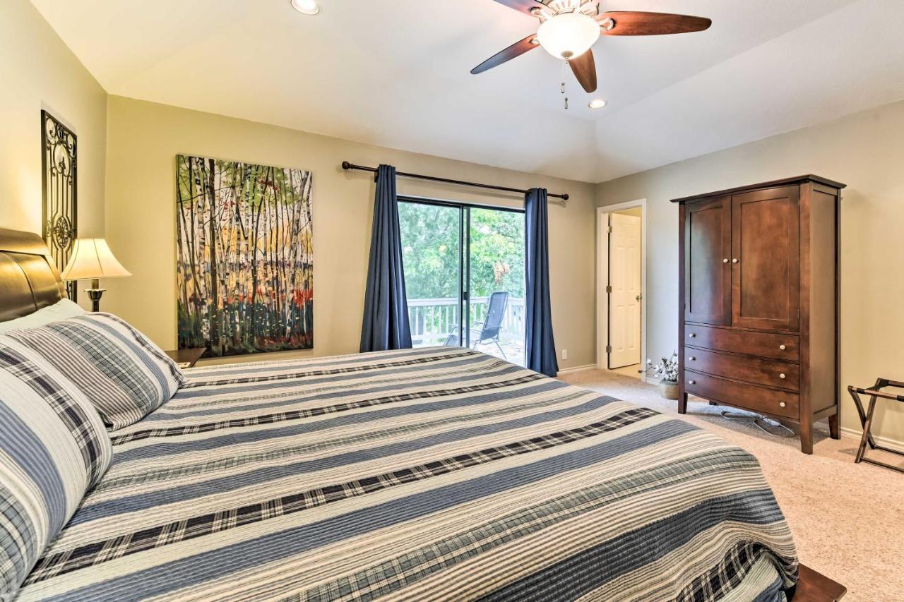 Quiet Lake Conroe Townhome With 2 Boat Slips! Willis Esterno foto