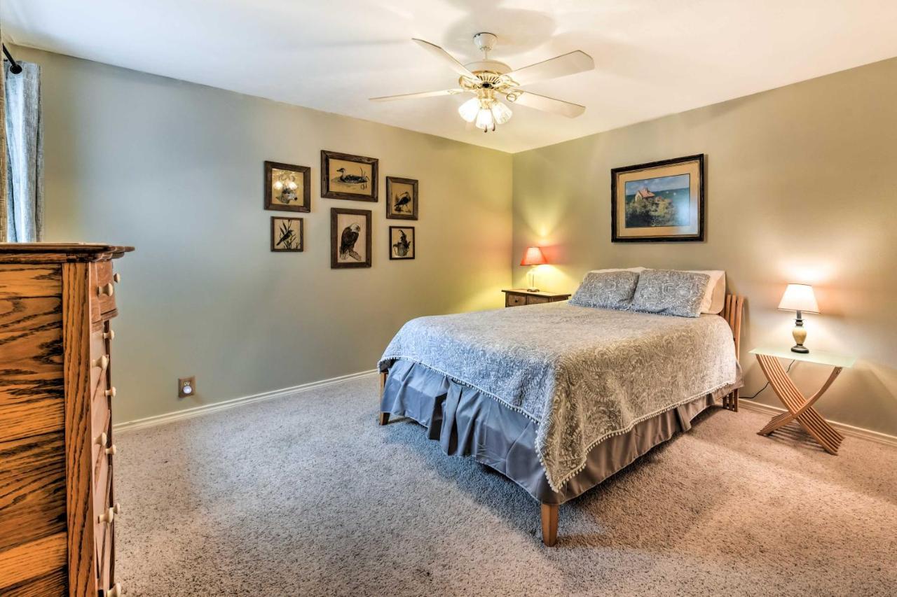Quiet Lake Conroe Townhome With 2 Boat Slips! Willis Esterno foto